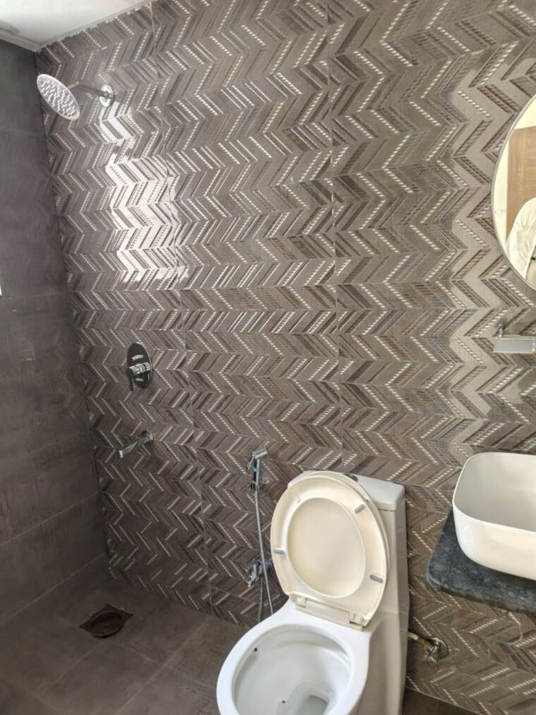 Bathroom, blue-27th-avenue 3 Bedroom 1500 Sq.Ft. Apartment In Bavdhan Pune 10767539