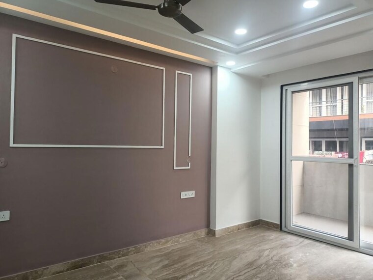 Room, sector 8 dwarka 4 Bedroom 210 Sq.Yd. Builder Floor In Sector 8 Dwarka Delhi 10767523