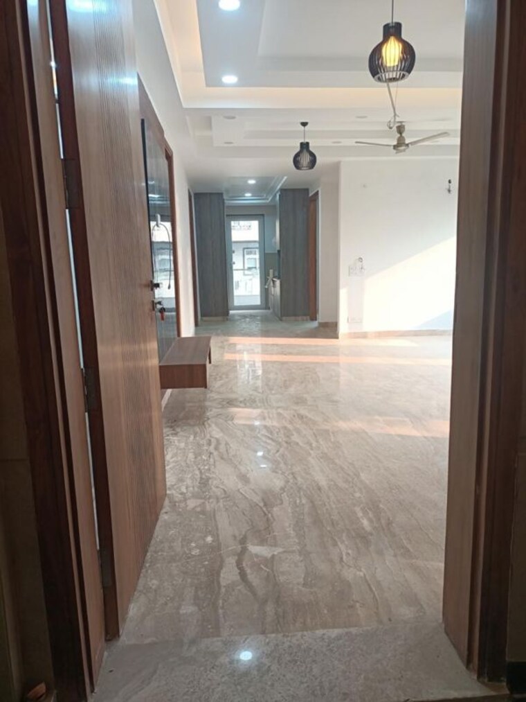 Entrance, sector 8 dwarka 4 Bedroom 210 Sq.Yd. Builder Floor In Sector 8 Dwarka Delhi 10767523