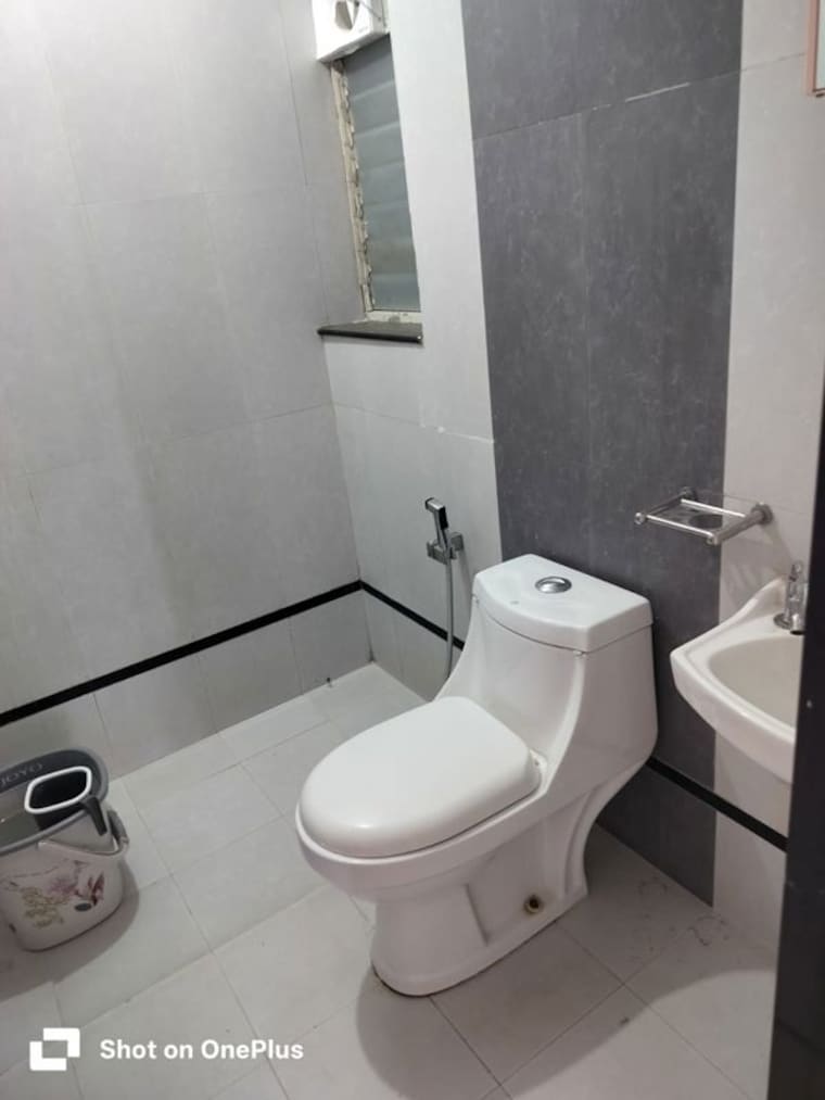 Bathroom, kakkad-madhuban 2 Bedroom 1000 Sq.Ft. Apartment In Balewadi Pune 10767556