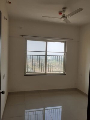 Room in 1 BHK Apartment at Kolte Patil Life Republic, Hinjewadi – for Rent