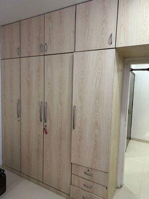 Room in 2 BHK Apartment at Beach Heaven, Juhu – for Sale
