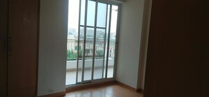 Room in 3 BHK Apartment at Bestech Park View Spa Next, Sector 67 – for Rent