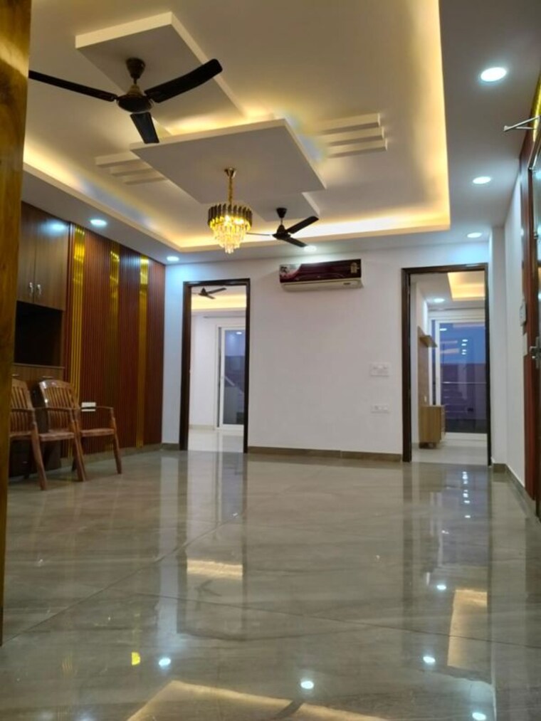 Living Room, palam vihar 4 Bedroom 360 Sq.Yd. Builder Floor In Palam Vihar Delhi 10767417