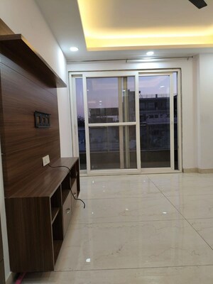 Room in 4 BHK Builder Floor at Palam Vihar – for Rent