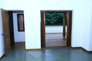 Room in 4 BHK Villa at Good Earth Palmgrove, Kumbalgodu – for Sale