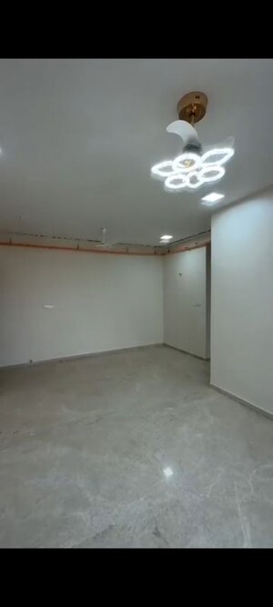 Room in 2 BHK Apartment at Yamnuna Nagar – for Rent