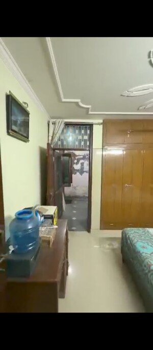 Furnished Amenities in 2 BHK Independent House at Chaudhary Deshraj Complex, Sector 22 – for Rent