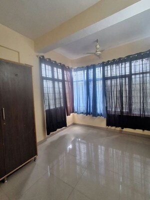 Room in 2 BHK Builder Floor at Rt Nagar – for Rent