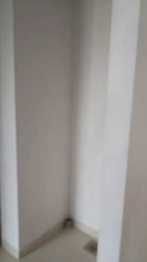 1.5 BHK Apartment For Rent in Kalpataru Elitus, Mulund West