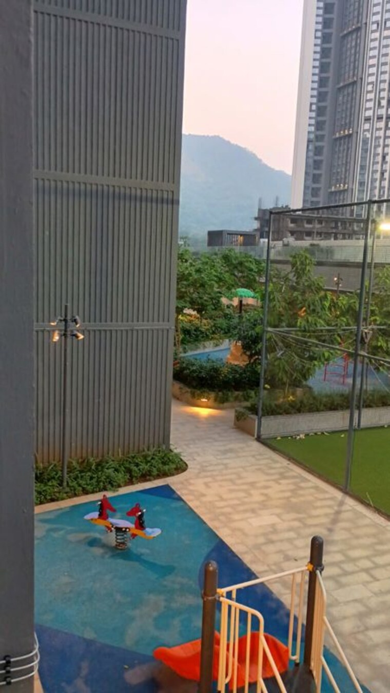 Balcony, kalpataru-elitus 1.5 Bedroom 471 Sq.Ft. Apartment In Mulund West Mumbai 10767636