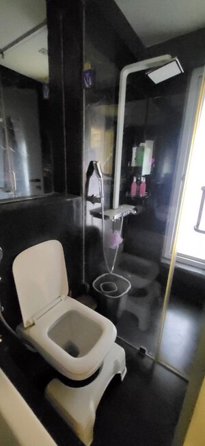 Furnished Amenities in 3 BHK Apartment at RNA Continental, Chembur – for Rent