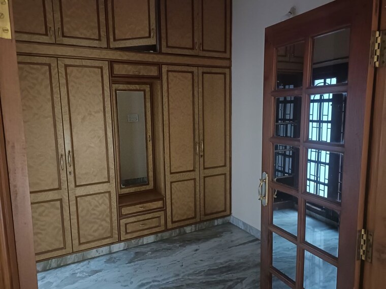 Room, rmv extension 3 Bedroom 3500 Sq.Ft. Builder Floor In Rmv Extension Bangalore 10767682
