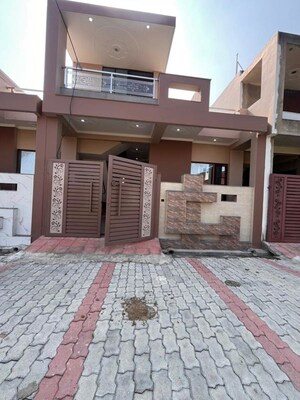 2 BHK Independent House For Sale in Budheshwar