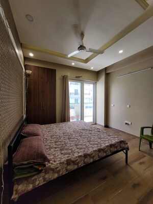 Bedroom in 3 BHK Builder Floor at Shimla Bypass Road – for Sale