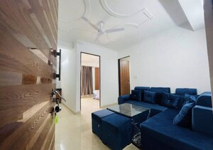 Team Area in 3 BHK Builder Floor at Rajouri Garden – for Rent