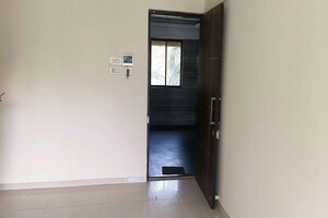 Room in 2 BHK Apartment at Sanyam Ashok Odyssey A Wing, Ghatkopar West – for Sale
