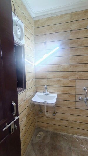 Bathroom in 2 BHK Builder Floor at Neb Sarai – for Rent