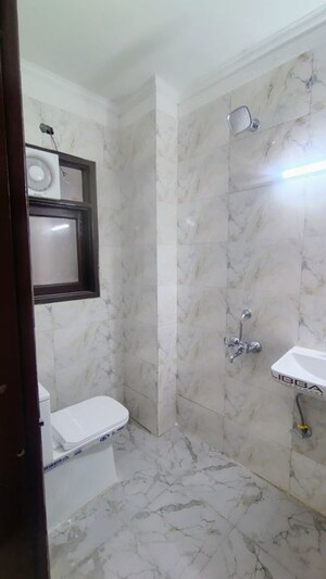 Bathroom in 2 BHK Builder Floor at Neb Sarai – for Rent