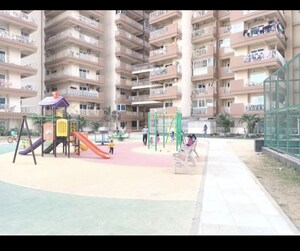 3 BHK Builder Floor – Exterior View View at VIctoryone Amara, Sector 16 Greater Noida - for Sale