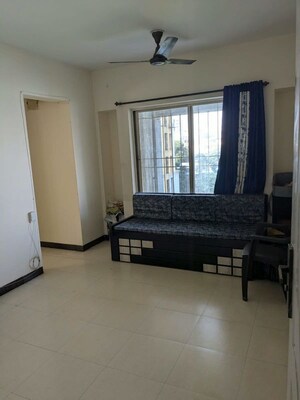 Room in 1 BHK Apartment at Pentagon Fortune East, Kharadi – for Rent