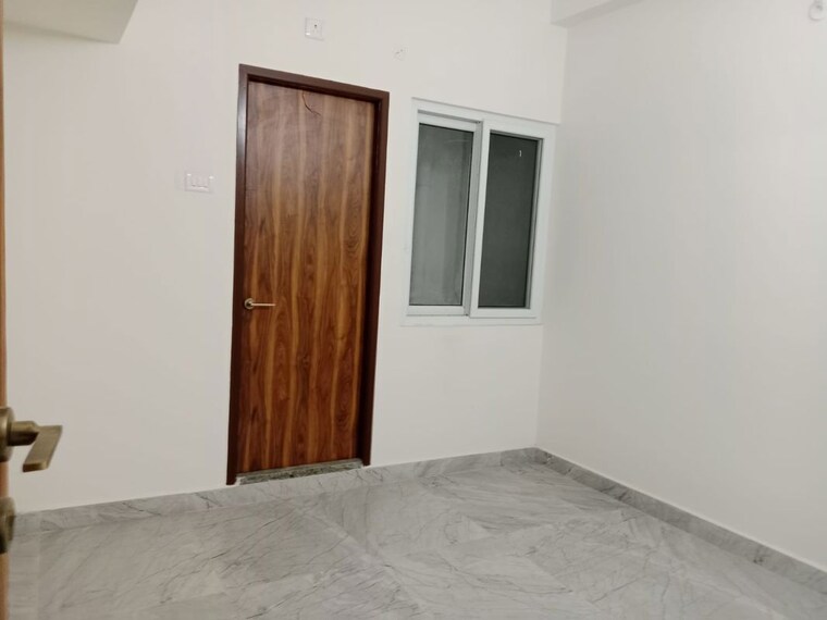 Room, parrys 2 Bedroom 900 Sq.Ft. Apartment In Parrys Chennai 10767774