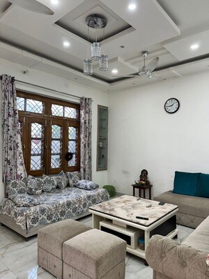 Bedroom in 2 BHK Independent House at Turner Road – for Sale