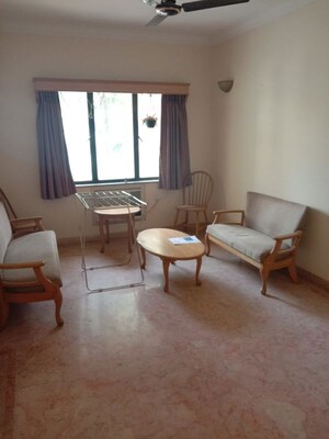 2 BHK Apartment For Rent in Bandra West