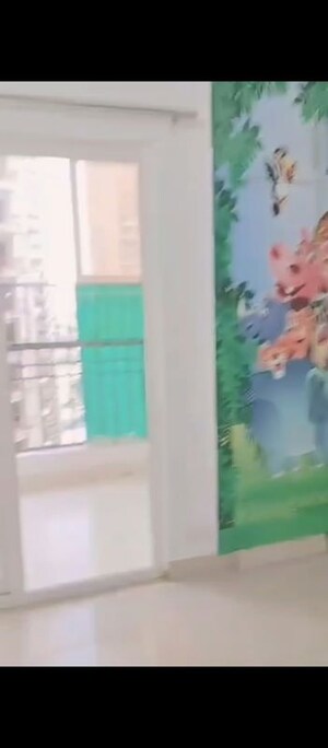Swimming Pool in 2 BHK Apartment at Noida Central – for Rent