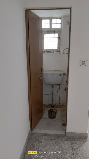 Bathroom in 4 BHK Apartment at IRWO Classic Apartment, Sector 57 – for Sale