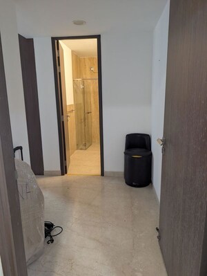 Room in 2 BHK Apartment at Parel – for Sale
