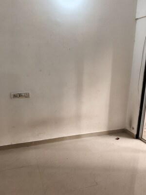 Room in 1 BHK Apartment at Unicorn Global Arena, Naigaon East – for Sale