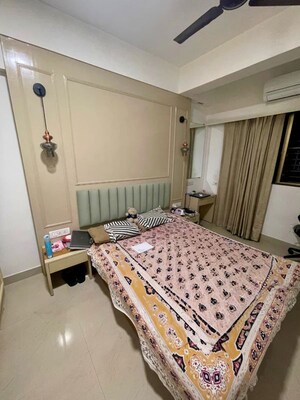 1 BHK Apartment For Rent in Paschim Apartments, Dadar West