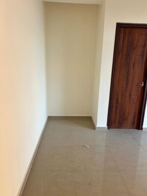 Room in 3 BHK Apartment at Excella Kutumb, Sultanpur Road – for Sale