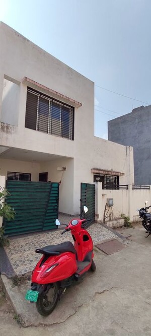 4 BHK Villa – Exterior View View at Mowa - for Rent