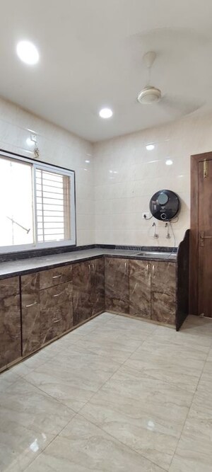 Bathroom in 4 BHK Villa at Mowa – for Rent