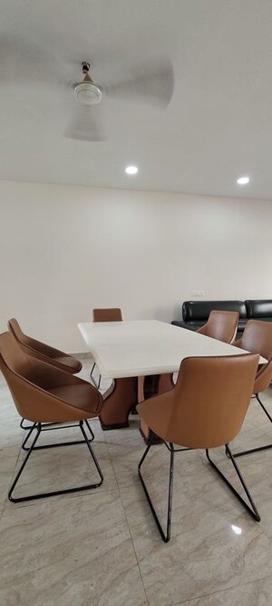 Team Area in 4 BHK Villa at Mowa – for Rent