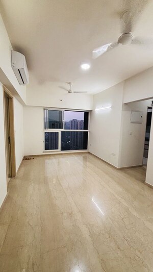 Room in 2 BHK Apartment at L And T Rejuve 360, Mulund West – for Rent
