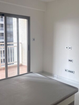 Room in 3.5 BHK Apartment at Bramhacorp The Collection, Kalyani Nagar – for Rent
