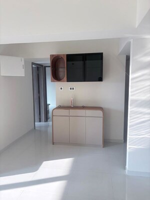 Room in 3.5 BHK Apartment at Bramhacorp The Collection, Kalyani Nagar – for Rent