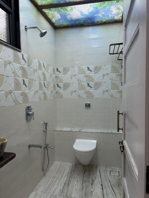 Bathroom in 1 BHK Apartment at Bandra West – for Rent