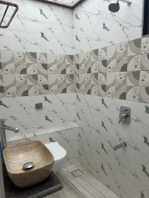 Bathroom in 1 BHK Apartment at Bandra West – for Rent