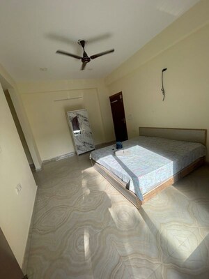Room in 6+ BHK Villa at Anand Niketan – for Rent
