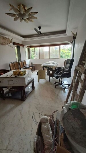 2 BHK Apartment For Rent in Bandra West