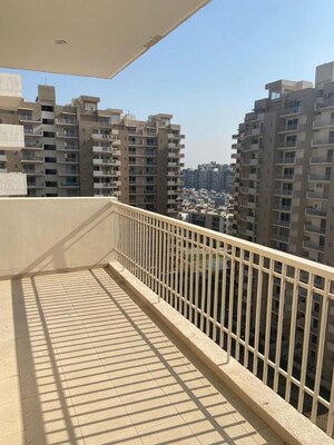 3 BHK Apartment For Rent in Sushma Valencia, International Airport Road