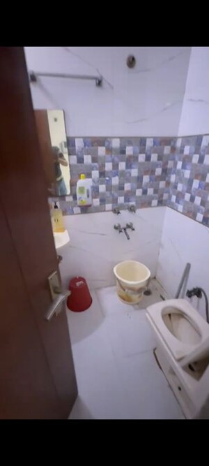 Bathroom in 2.5 BHK Builder Floor at Sector 100 – for Rent