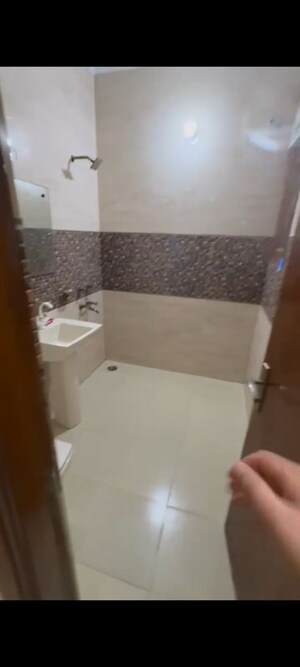 Bathroom in 2.5 BHK Builder Floor at Sector 100 – for Rent