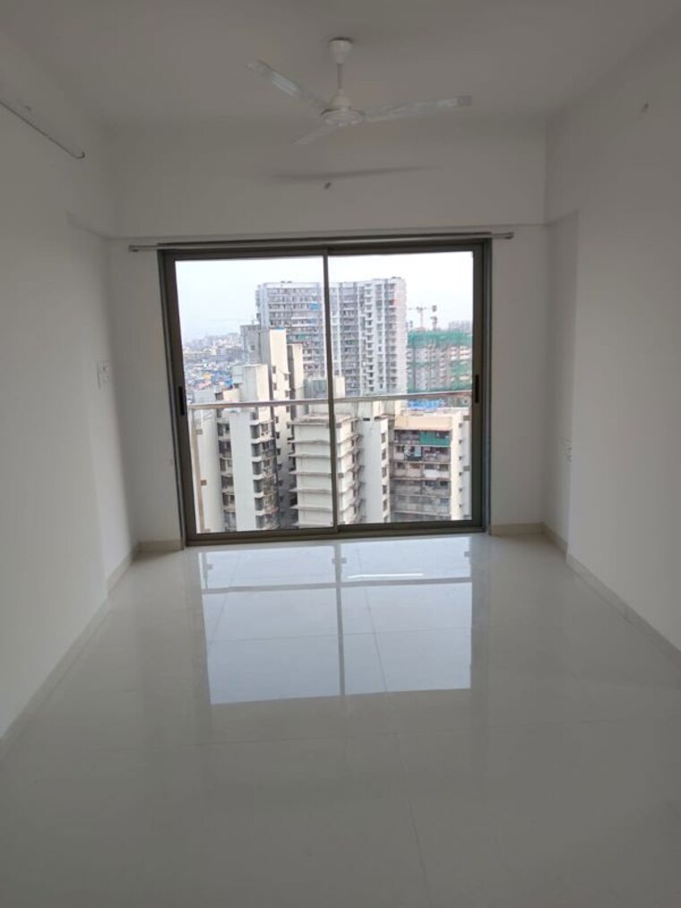 Room, h-rishabraj-serenity-decks 3 Bedroom 950 Sq.Ft. Apartment In Goregaon East Mumbai 10767937