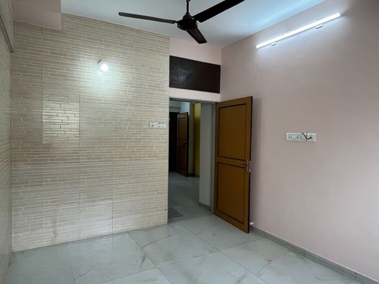 Room, chunabhatti 1 Bedroom 300 Sq.Ft. Apartment In Chunabhatti Mumbai 10767940