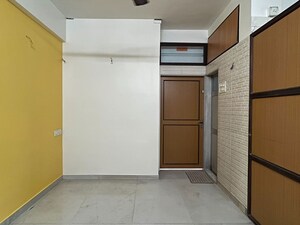 Room in 1 BHK Apartment at Chunabhatti – for Rent